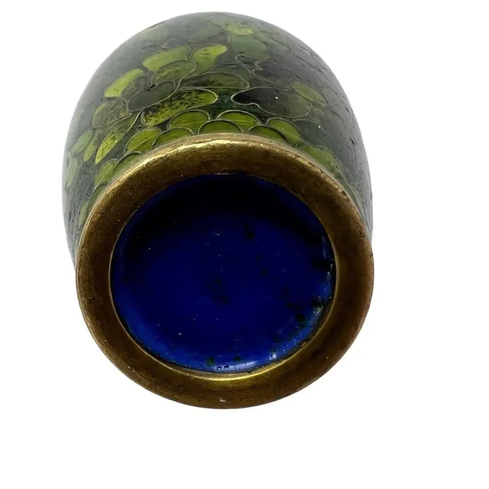 Vintage Chinese Cloisonné Vase Green Traditional Asian design 3 Inches Tall 1-3